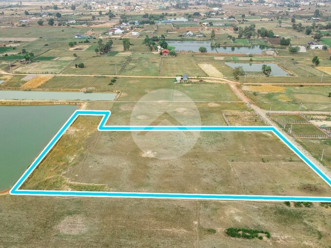 8749 Sqm Commercial Land For Sale - Kandek