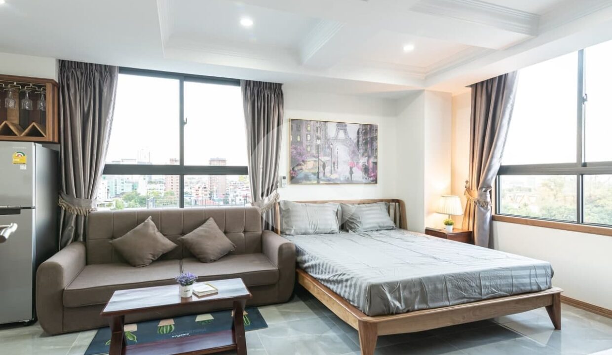 Studio Serviced Apartment For Rent - Daun Penh