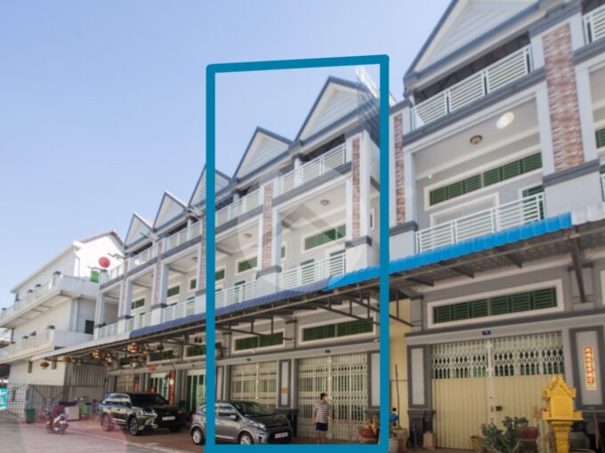 4 Bedroom Linked Flat House For Sale - Krang Thnong