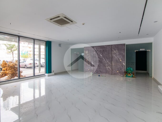 95 Sqm Office For Rent - Toul Svay Prey 1