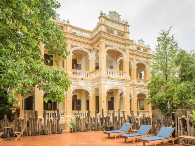 10 Suite Room Boutique Hotel For Sale - Chhlong