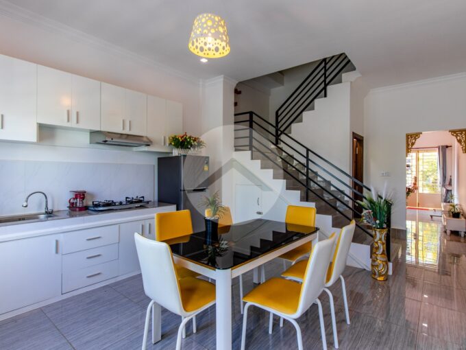 2 Bedroom House For Sale - Sambour