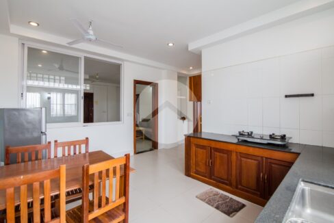 2 Bedroom Apartment For Rent in Toul Tom Pong- Phnom Penh