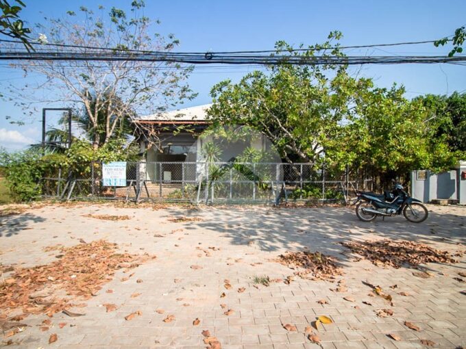 230 Sqm Rental Space For Rent - Teuk Vil