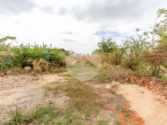 1371 Sqm Residential Land For Sale - Chreav