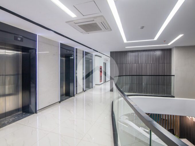 80 Sqm Office Space For Rent - BKK3