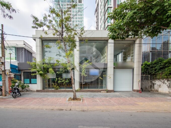 478 Sqm Commercial Space For Rent - BKK1