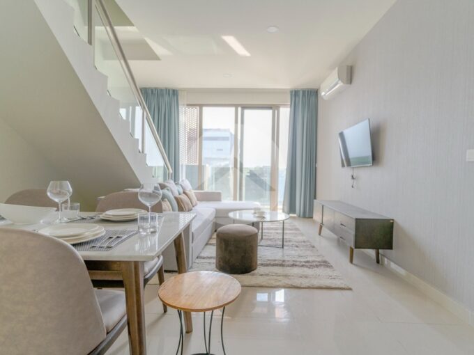 53rd Floor Duplex Penthouse For Rent- The Peak