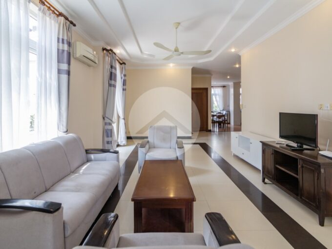 2 Bedroom Serviced Apartment For Rent - Tonle Bassac