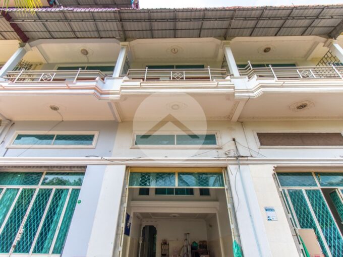 4 Bedroom Shophouse For Sale - Svay Dangkum