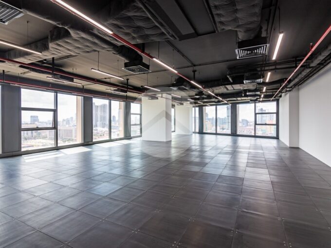 2500 Sqm Grade A Office Floor For Sale - Flatiron