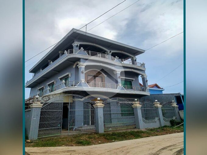 4 Bedroom Villa For Sale - Serey Sophorn City