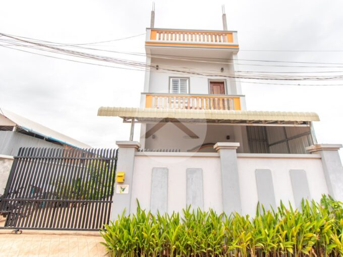 2 Bedroom Villa For Rent - Svay Dangkum