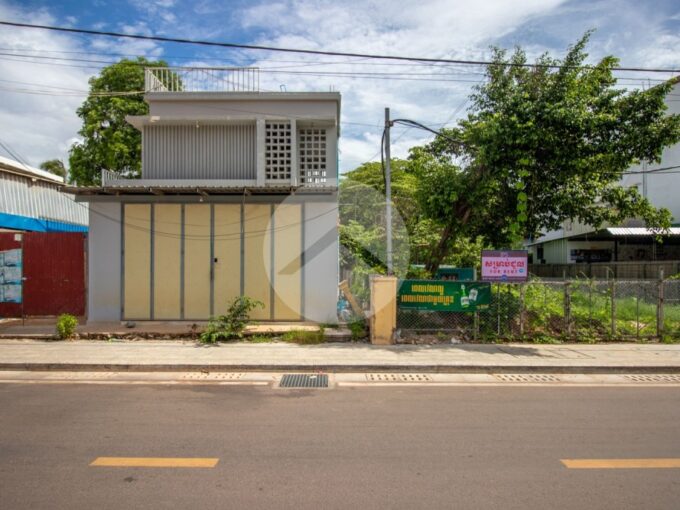 3 Bedroom Commercial Shophouse With Land For Rent - Old Market  Pub Street