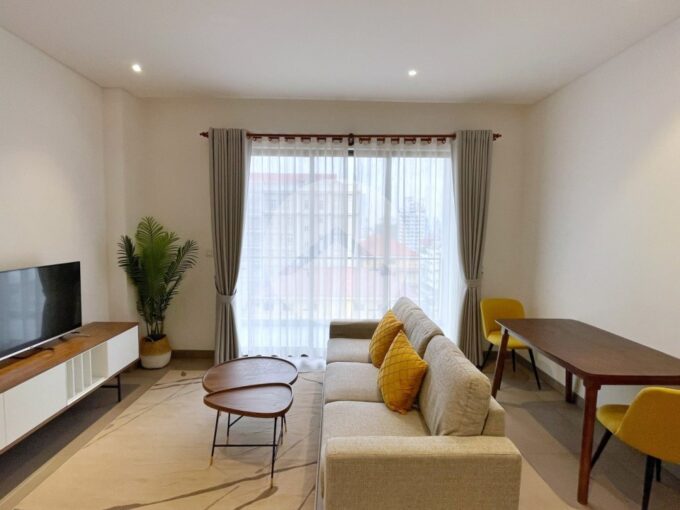 2 Bedroom Condo For Rent - Embassy Central