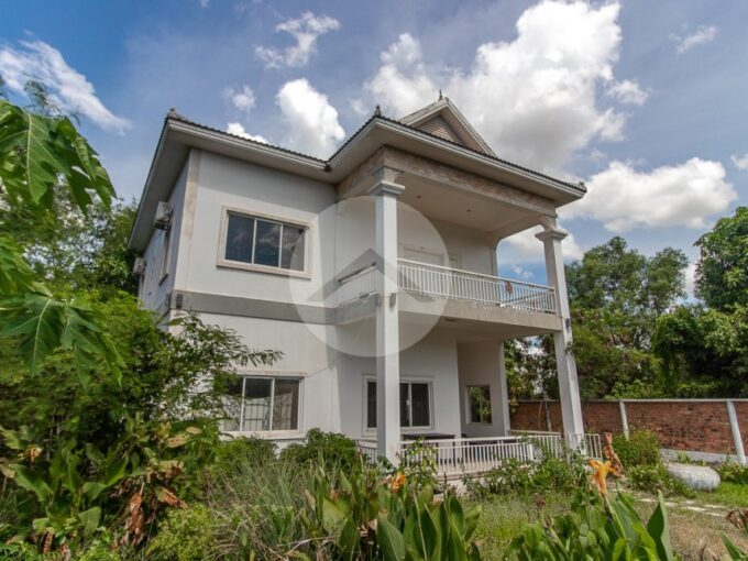 4 Bedroom House For Rent - Slor Kram