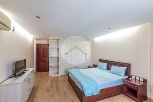 2 Bedroom Serviced Apartment For Rent in BKK1