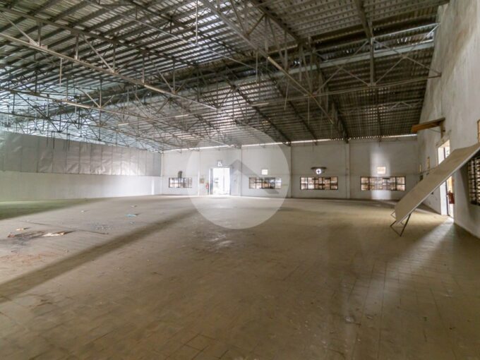 1050 Sqm Warehouse Space For Rent - NR2