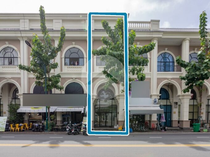 4 Bedroom Shophouse For Rent - Borey Peng Houth Beoung Snor