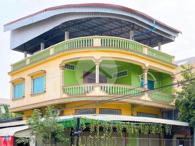 5 Bedroom Commercial Villa For Sale - Battambang