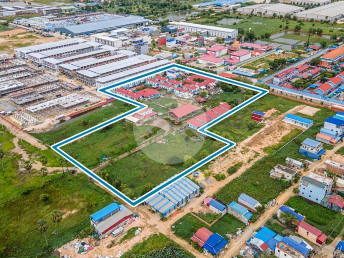 2.1 Hectare Land For Sale - Dangkao