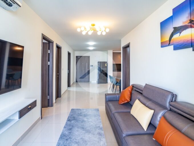 3 Bedroom Condo For Rent - The Peak