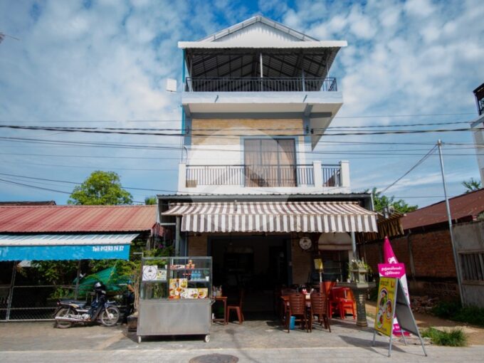 7 Bedroom Commercial Shophouse For Sale - Night Market Area