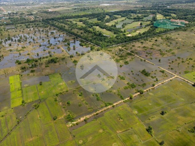 61347 Sqm Land For Sale - Bakong District