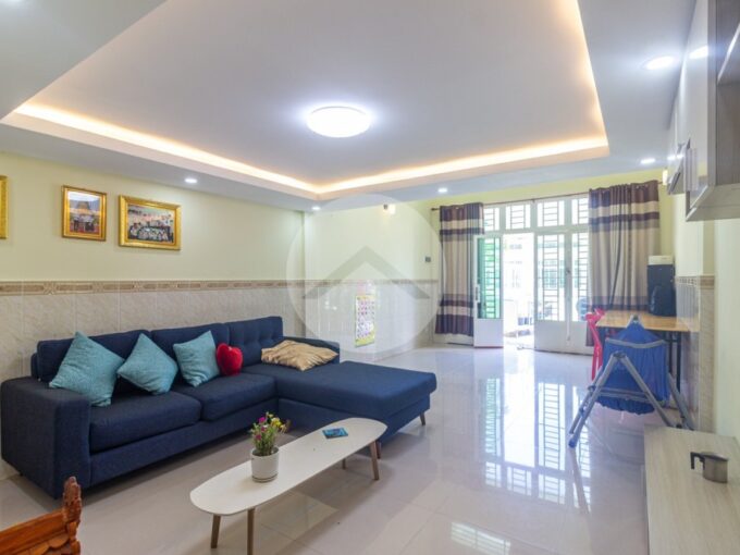 2 Bedroom Flat House For Sale - Borey New Hope
