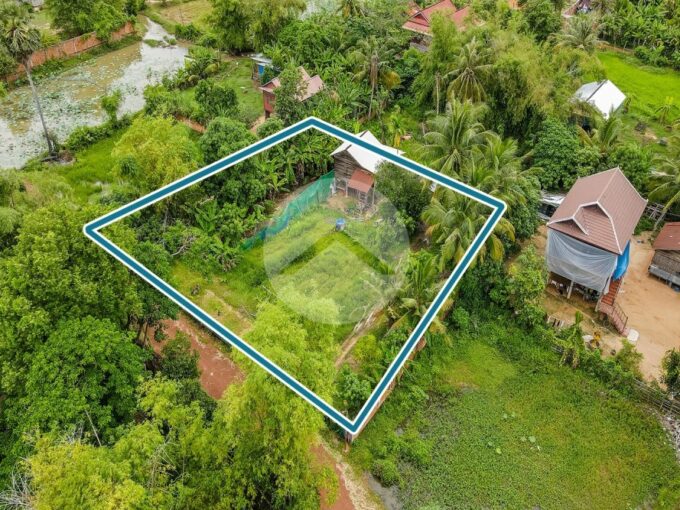 1103 Sqm Land and House For Sale - Svay Dangkum