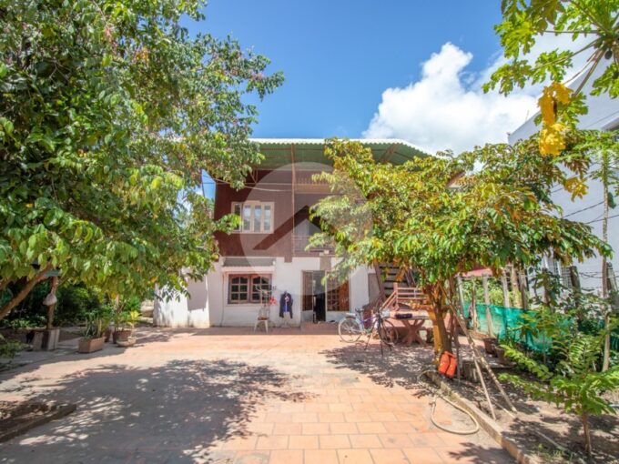 4 Bedroom House For Sale - Slor Kram