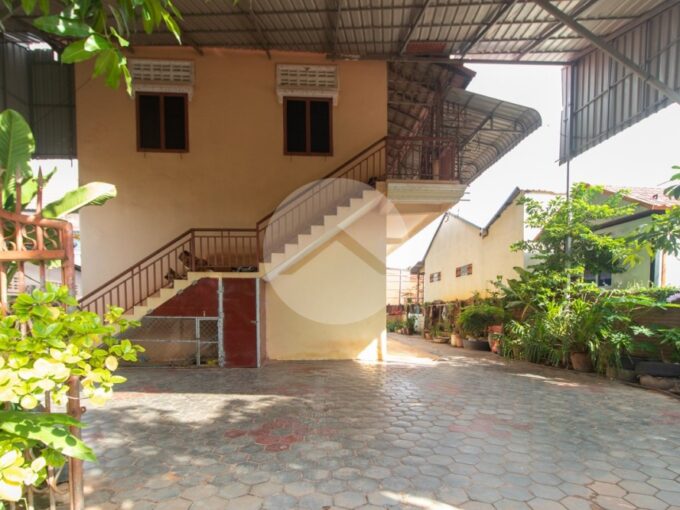 5 Bedroom Villa For Sale - Svay Dangkum