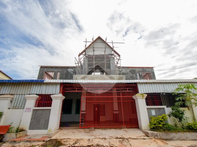 11 Bedroom House For Sale - Svay Thom