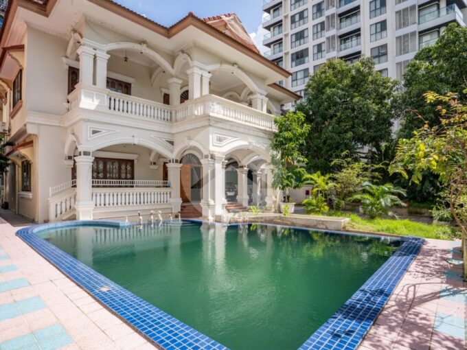 6 Bedroom Villa For Rent - Tonle Bassac