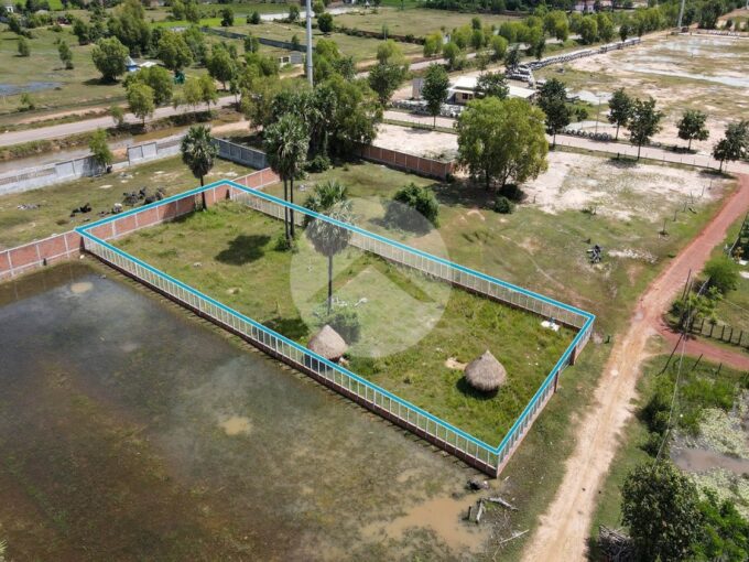 1575 Sqm Land For Sale - Bakong District