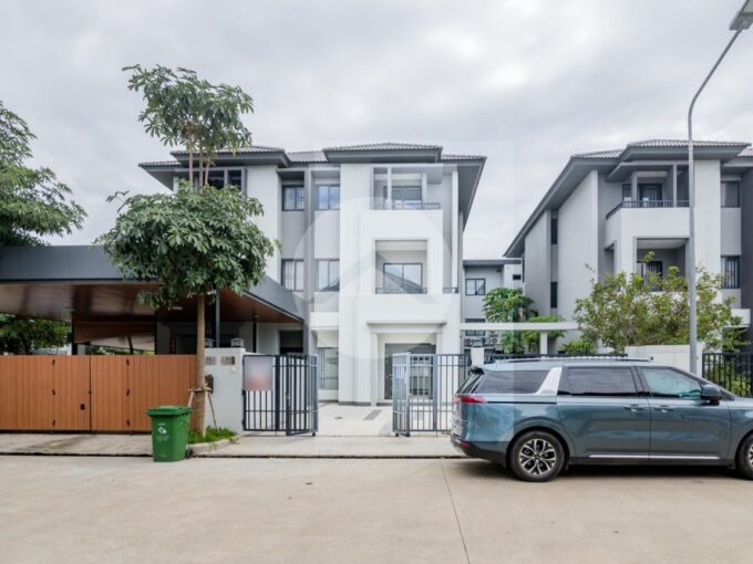 4 Bedroom Twin Villa For Rent - Chip Mong 60M