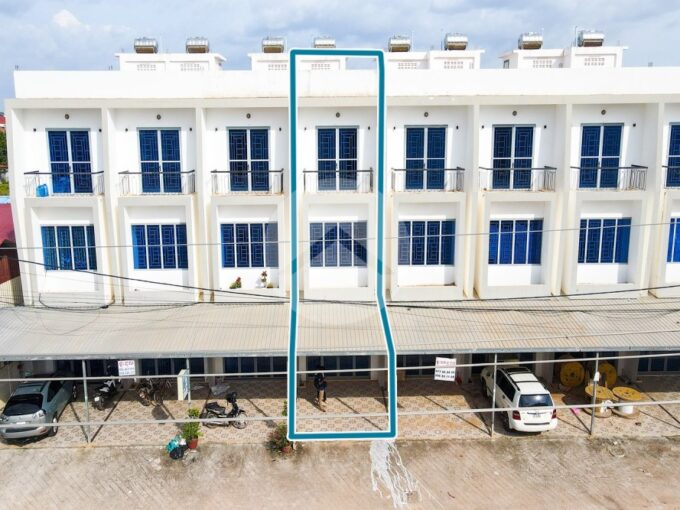 4 Bedroom Shophouse For Sale - Svay Dangkum