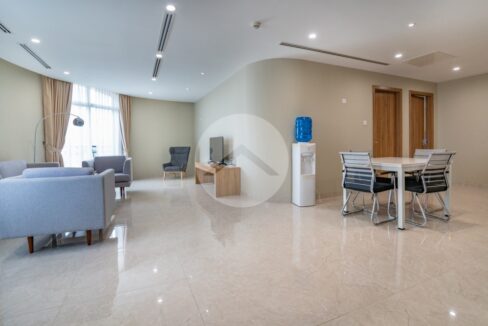 2 Bedroom Apartment For Rent - Tonle Bassac