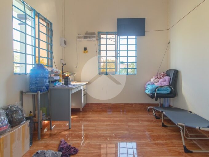2 Bedroom House For Sale - Chreav