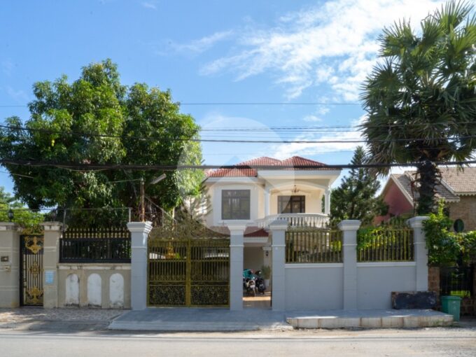 6 Bedroom Villa For Rent - Toul Kork