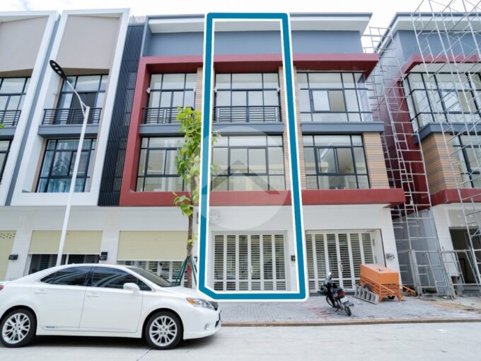 4 Bedroom Shophouse For Sale - Borey PH The Star Platinum