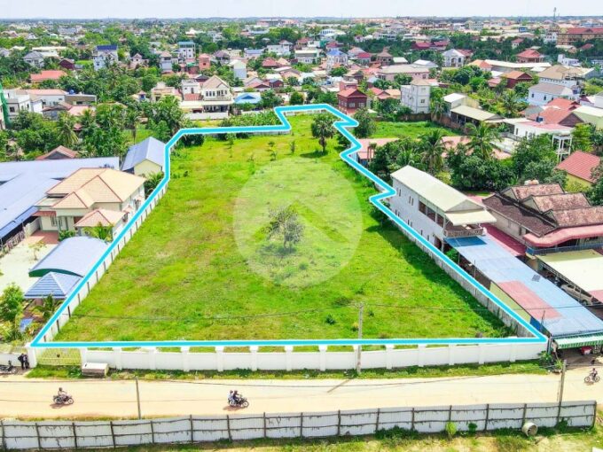 6000 Sqm Land For Sale - Slor Kram