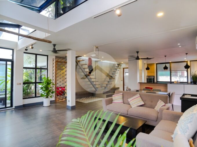 3 Bedroom Penthouse For Sale - Boeung Prolit