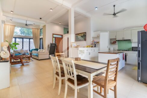 4 Bedroom Villa For Rent -Psar Derm Thkov- Phnom Penh