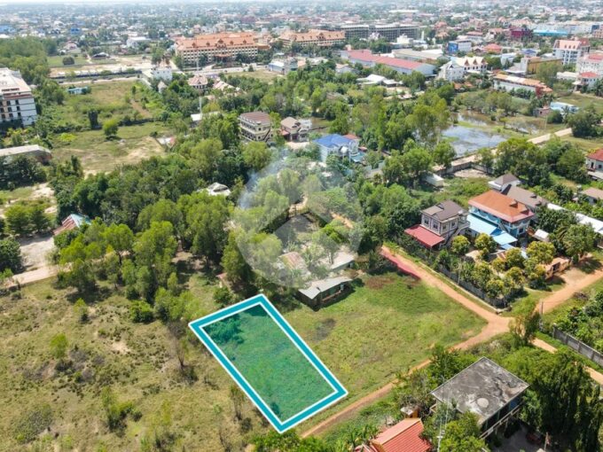 587 Sqm Residential Land For Sale - Slor Kram