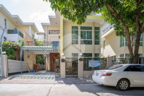 5 Bedroom Villa For Rent - Tonle Bassac