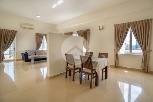 2 Bedroom Apartment For Rent in Toul Kok