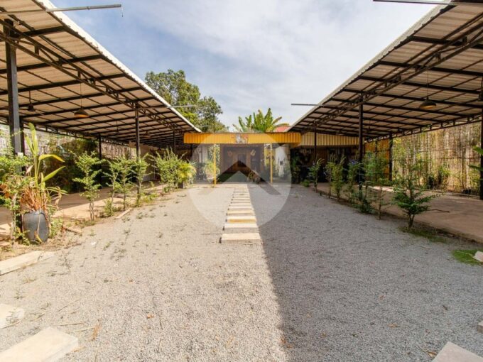 600 Sqm Commercial Space For Rent - Sala Kamreuk