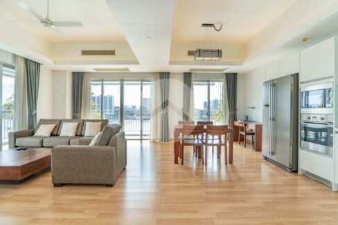 2 Bedroom Serviced Apartment For Rent - Chroy Changvar