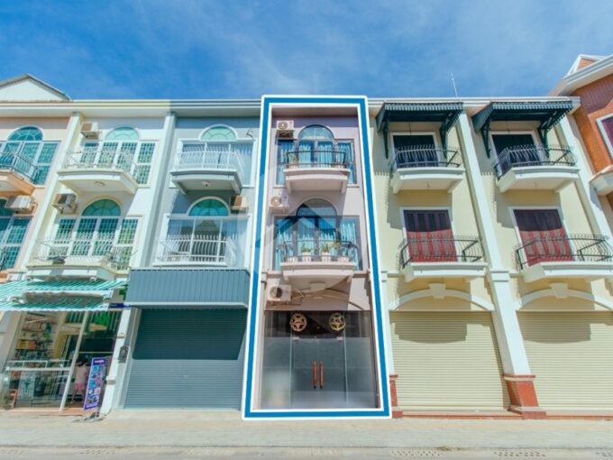 6 Bedroom Commercial Shophouse For Rent - Kouk Chak